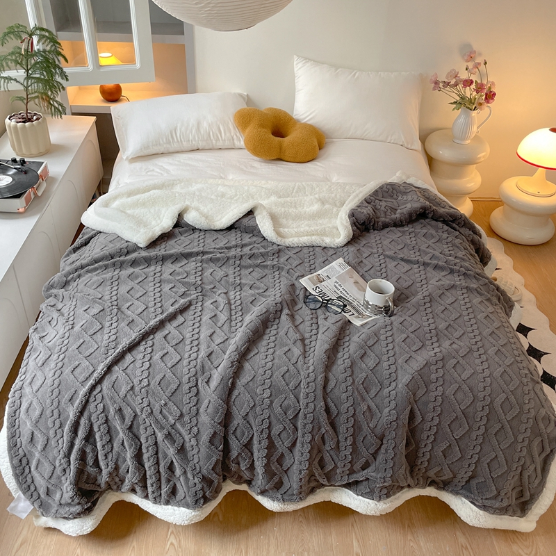 Поларено одеяло 200×230 см – двустранно, 3D ефект, сиво